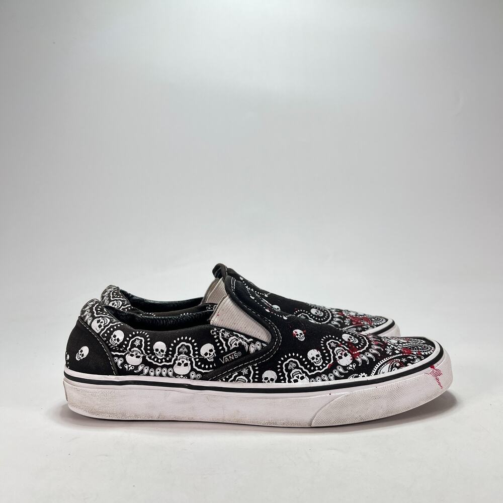 Vans Classic Slip On Skull Bandana Black White Skate Shoes 508731 Men's Size 8.5